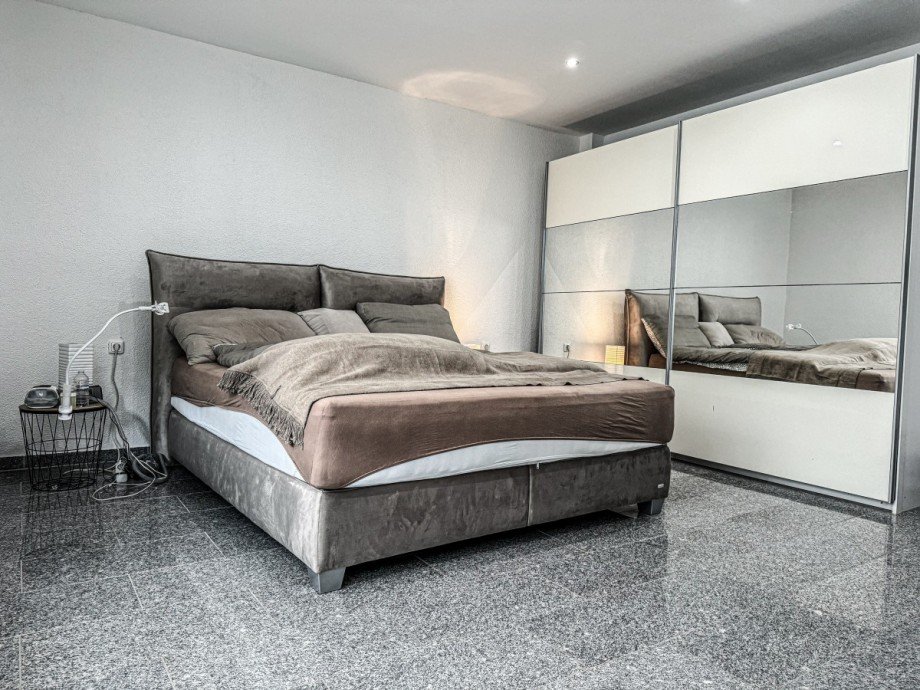 Schlafzimmer / Kinderzimmer EG Zweifamilienhaus Bad Oeynhausen