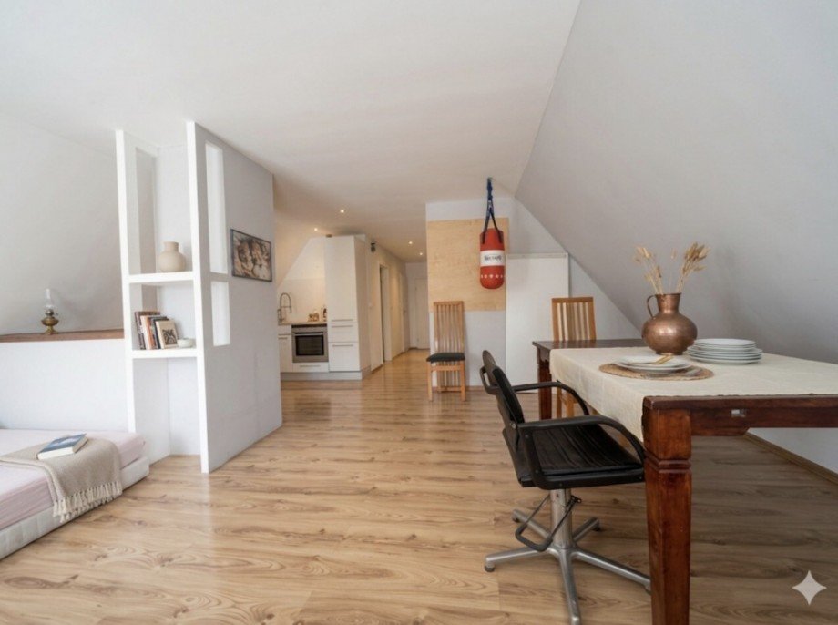 Wohn / Essbereich Dachgeschoss Mehrfamilienhaus Vlotho