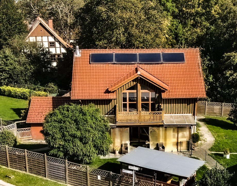Freistehendes Einfamilienhaus mit gro�em Garten. Einfamilienhaus Kalletal