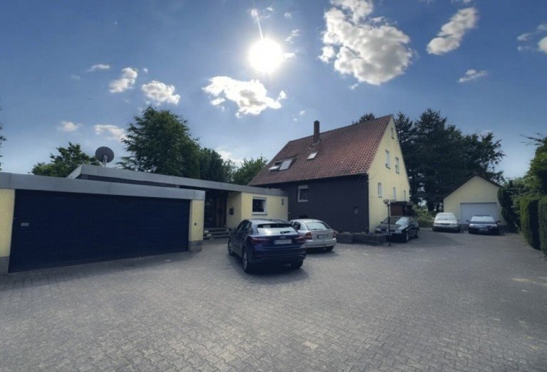IMG_4339 Bad Salzuflen / Holzhausen Mehrfamilienhaus Seltene Gelegenheit in Holzhausen - Zweifamilienhaus mit Bungalow auf park�hnlichem 5.000 m� Grundst�ck