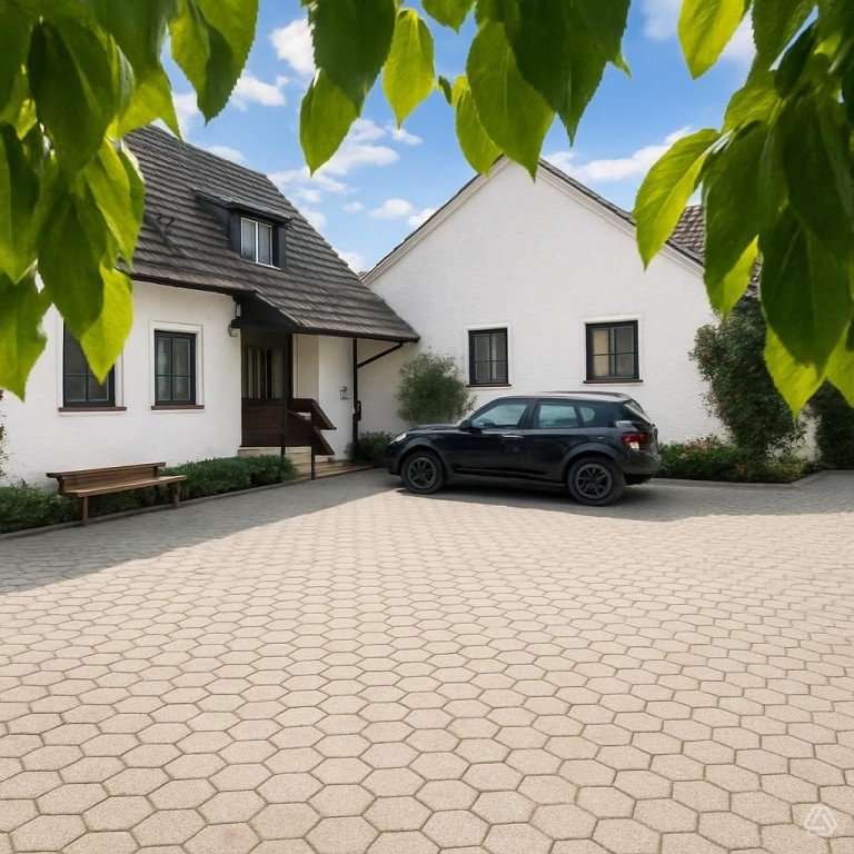 Vorderansicht L�hne Einfamilienhaus Gemeinsam wohnen, individuell leben - Mehrgenerationenhaus in besonderer Umgebung